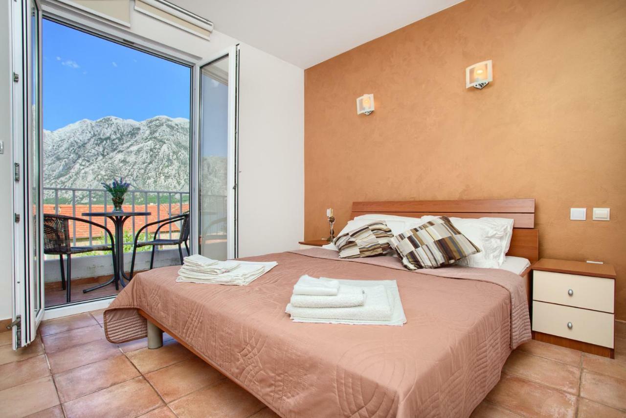Apartments Ivanović Kotor Buitenkant foto