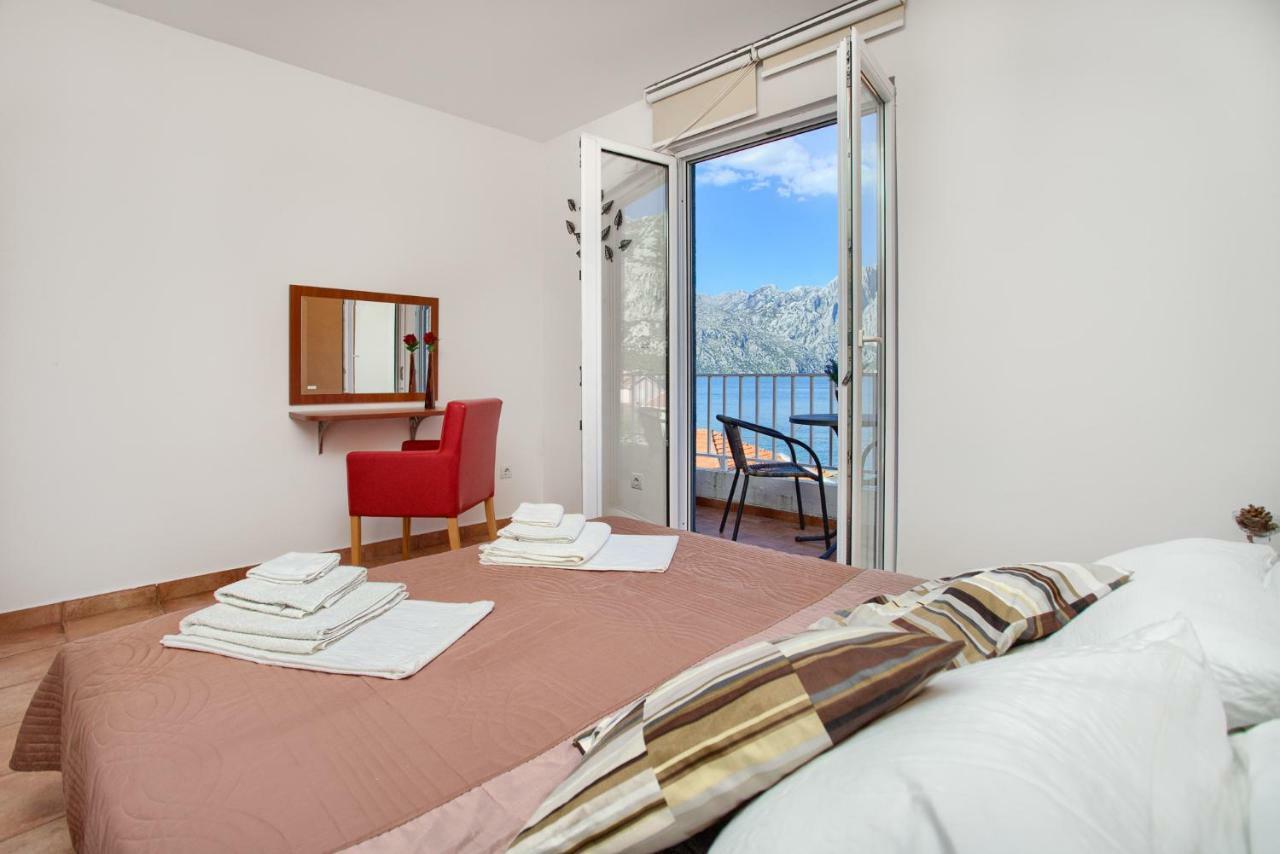 Apartments Ivanović Kotor Buitenkant foto