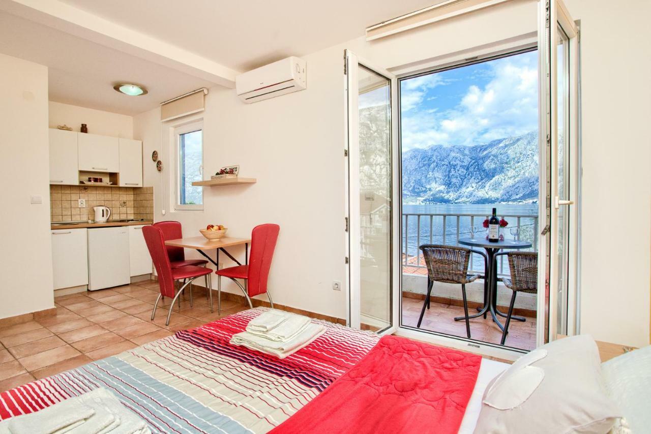 Apartments Ivanović Kotor Buitenkant foto