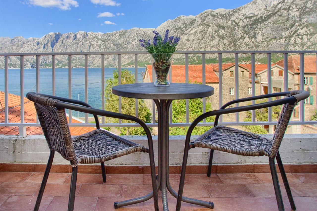 Apartments Ivanović Kotor Buitenkant foto